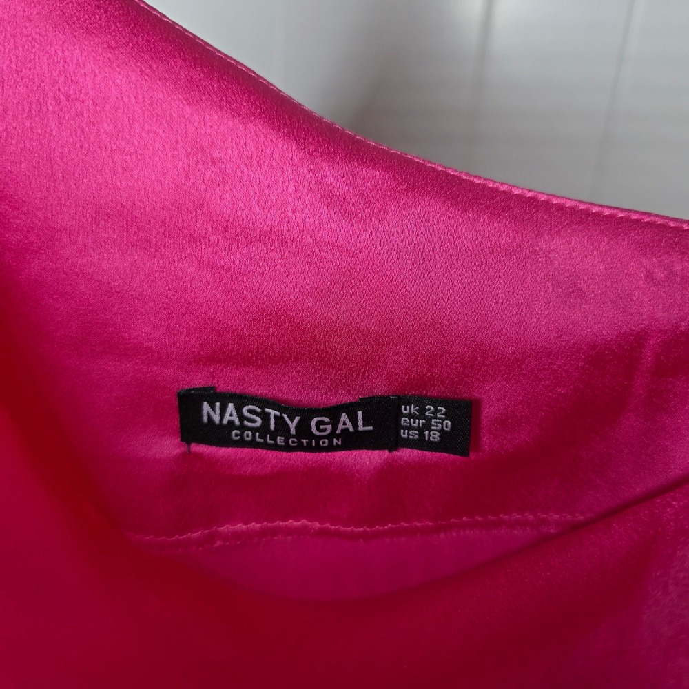 Nasty Gal Pink One Shoulder Satin Cowl Neck Top Plus Size 18 Hot Pink Barbiecore - Picture 4 of 11